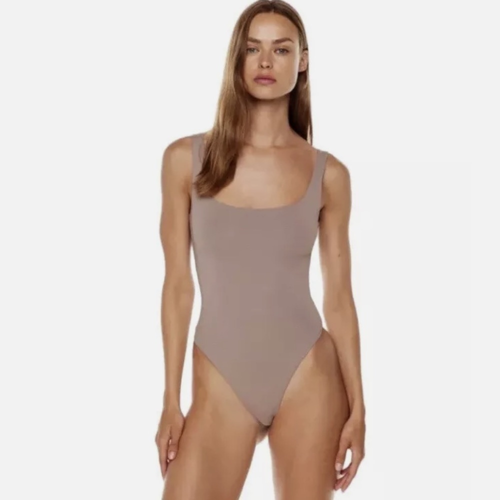 Parade Tank Bodysuit XS Taupe Square Neck Stretch Thong Bodysuit Minimalist